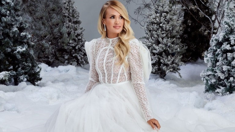 Carrie Underwood Holiday Album 'My Gift' Out Now (Audio)