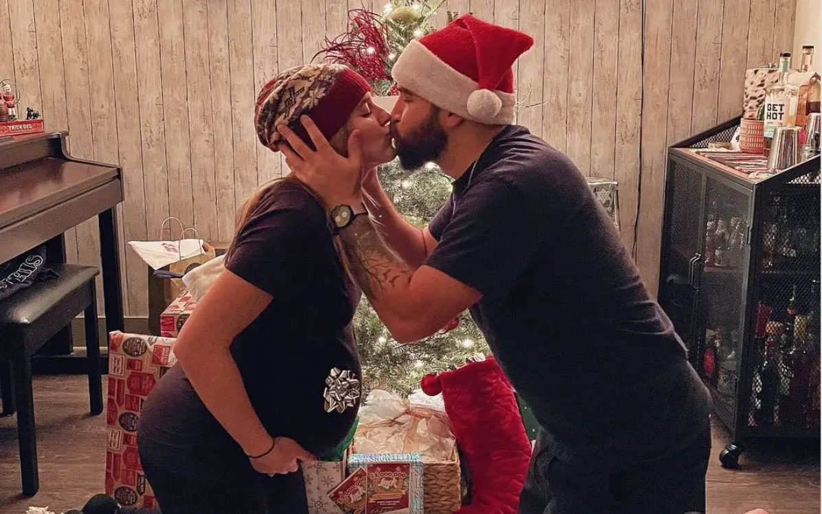 The Voice's Mary Sarah Baby Daughter (Photo)