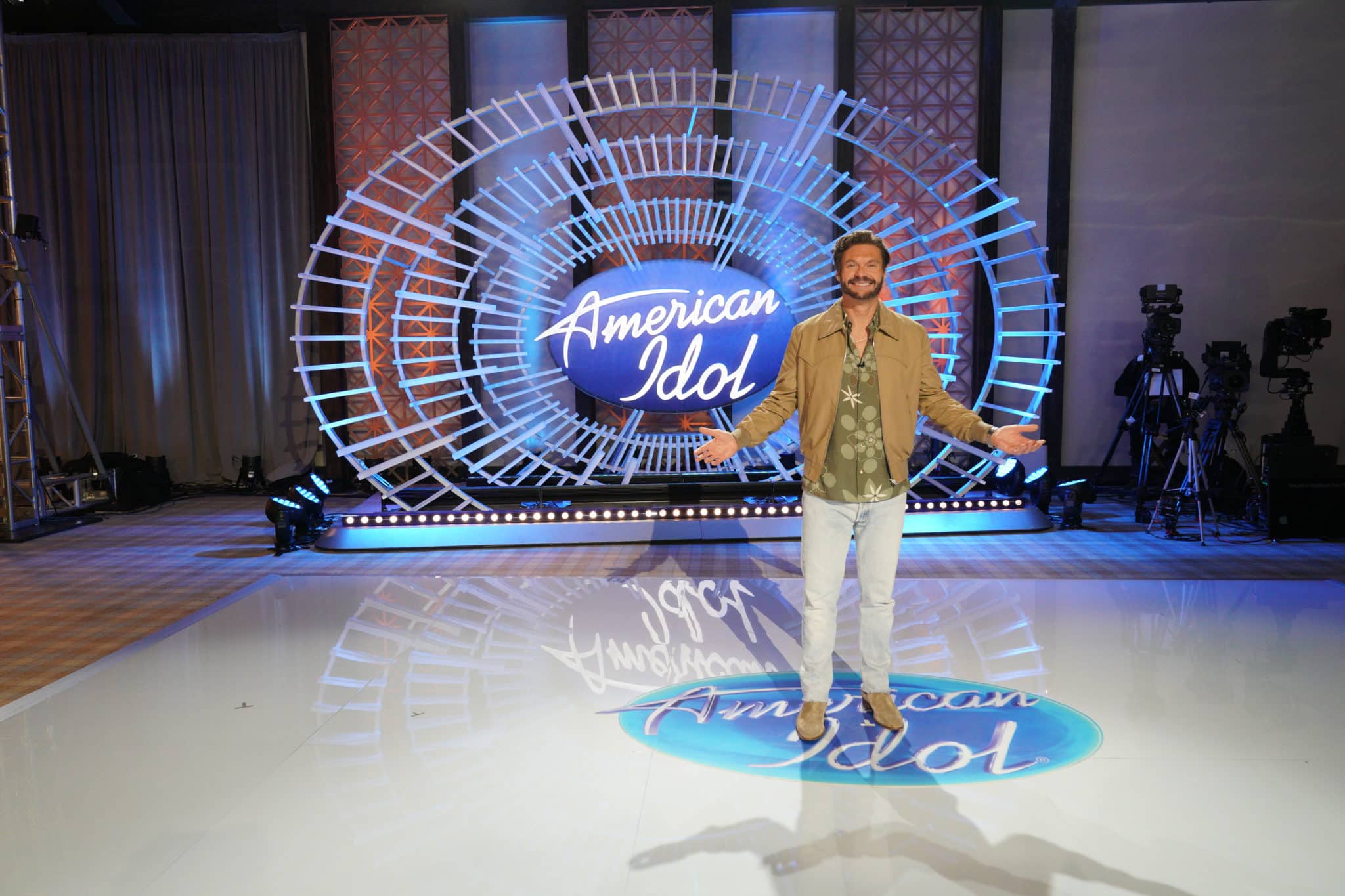 Идол 2024. Победители American Idol. American Idol ведущий. American Idol 2004. American Idol игра.