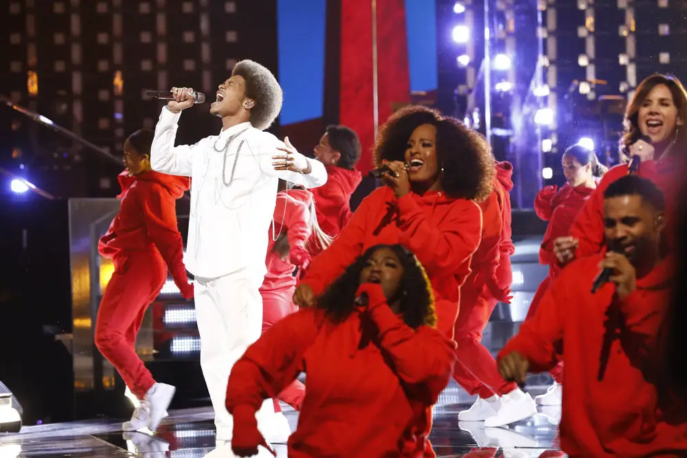 The Voice Season 20 Recap Live Final Performances (Video)