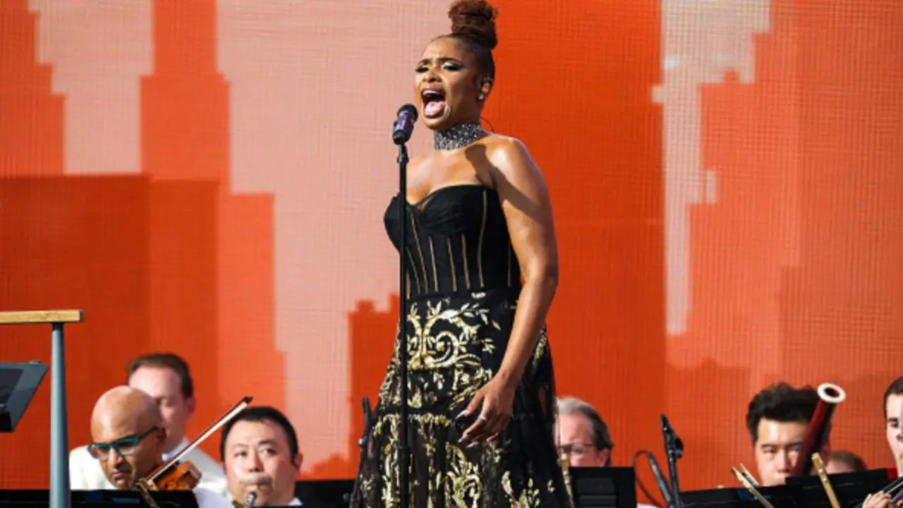 Watch Jennifer Hudson Sing "Nessun Dorma" in Central Park (Video)