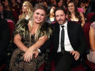 Kelly Clarkson Brandon Blackstock Awards