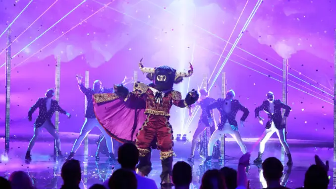 THE MASKED SINGER: Bull in the season premiere of THE MASKED SINGER airing Wednesday, Sep. 21 (8:00-9:00 PM ET/PT) on FOX. © 2021 FOX MEDIA LLC. CR: Michael Becker/FOX.