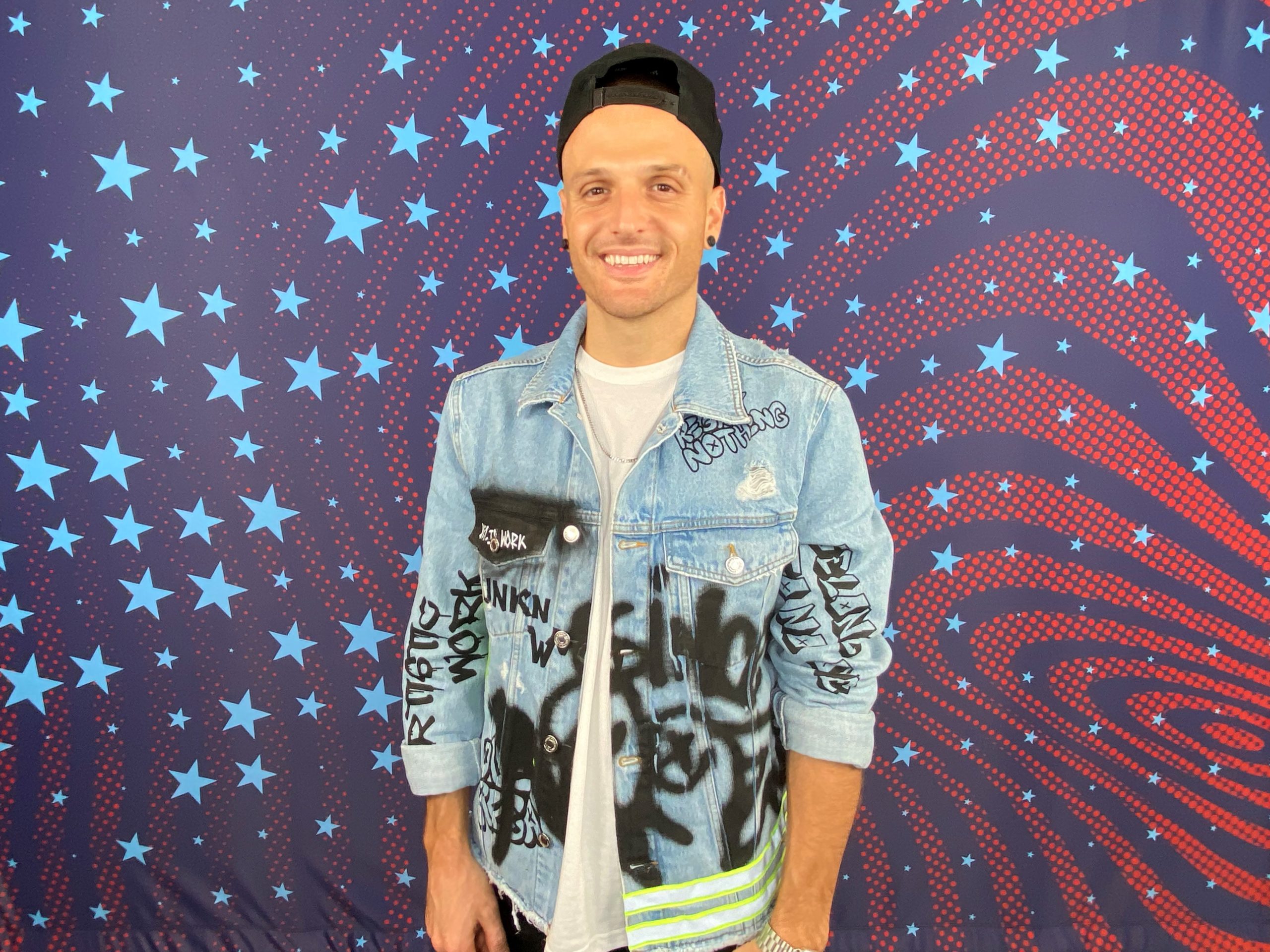 AGT Las Vegas Adds More Acts, Luke Bryan Helps Stranded Mom