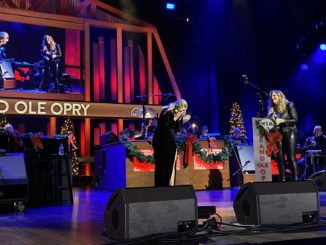 Trisha Yearwood Invites Lauren Alaina to Join Grand Ole Opry