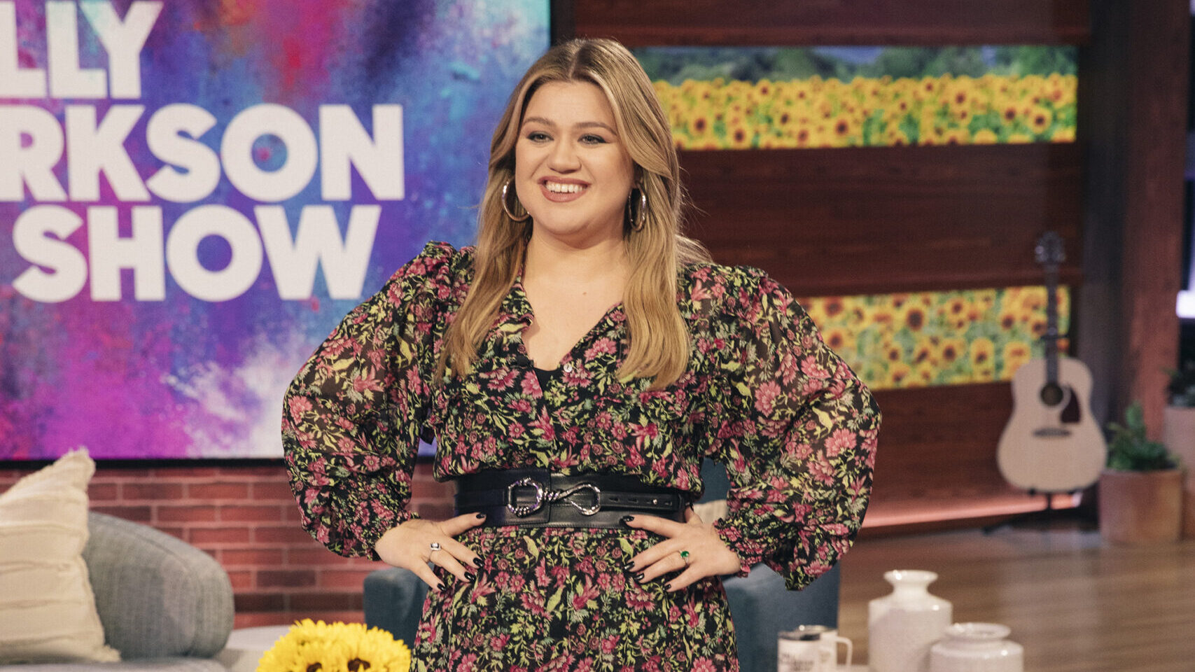 Kelly Clarkson Confirms 2023 Album, Tour, Return to The Voice