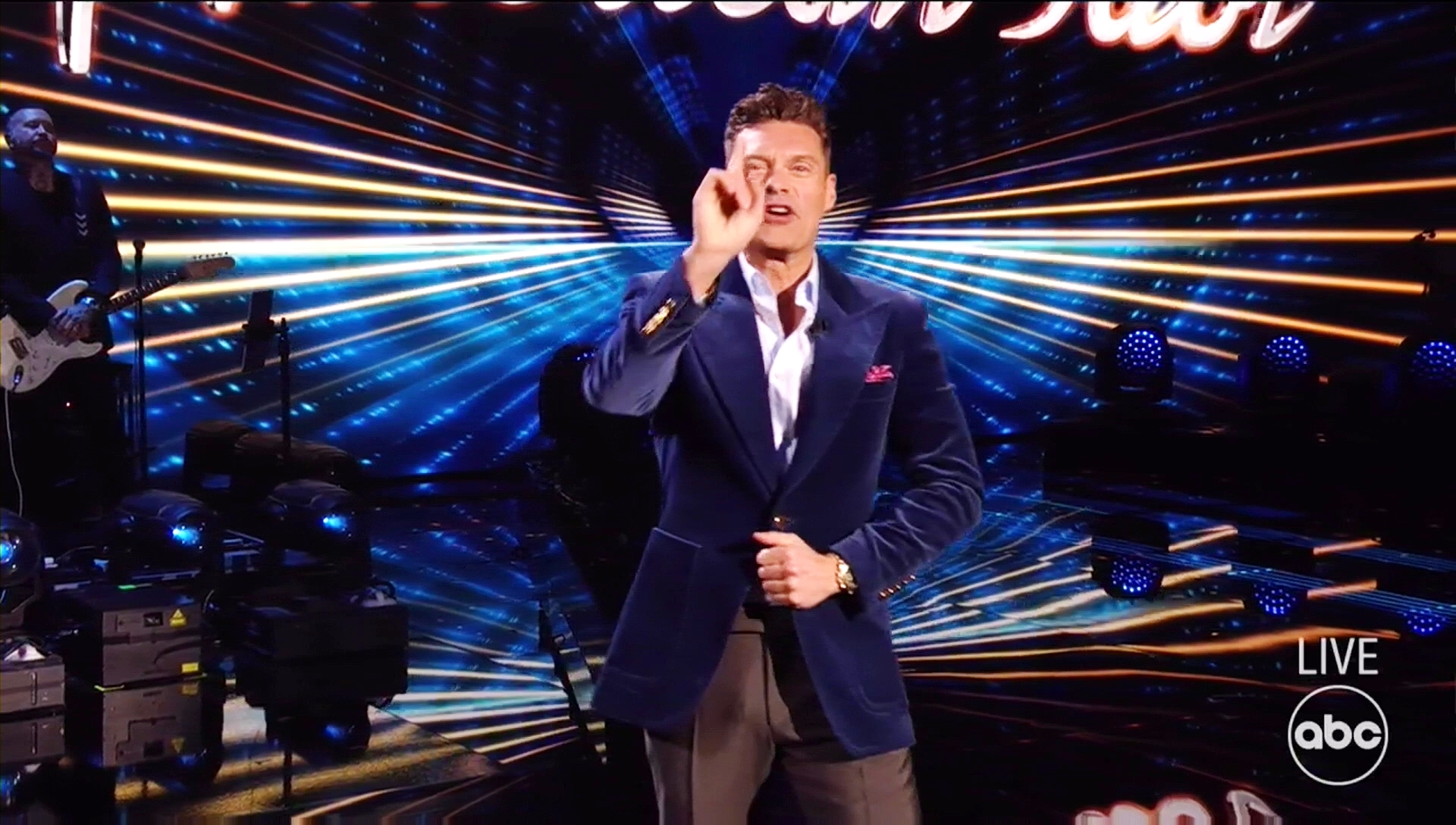 Ryan Seacrest's American Idol Wardrobe Malfunction (Video)