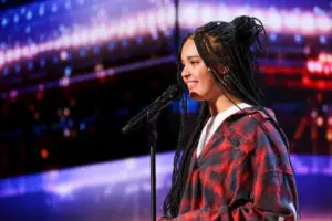 America's Got Talent 2022 Auditions Sara James