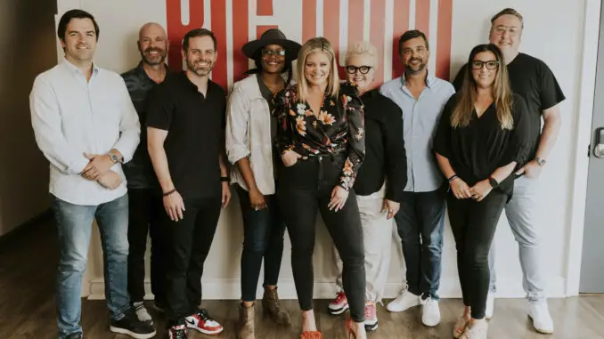 Lauren Alaina signs with Big Loud Records