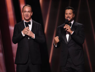 2022 CMA Awards Peyton Manning Luke Bryan