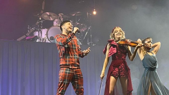 David Archuleta and Lindsey Stirling make Magic in Hershey