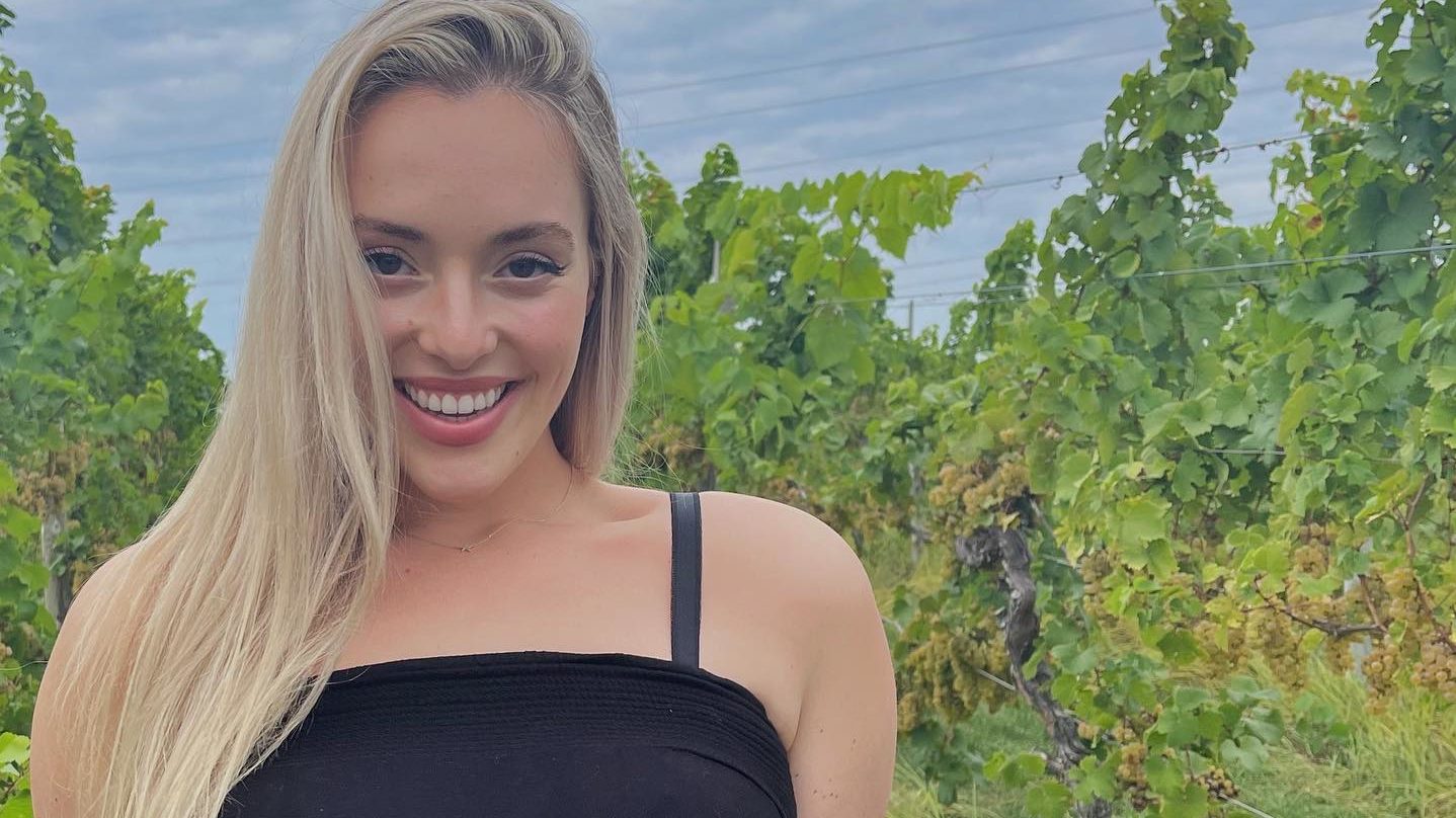 Grace Kinstler to Debut "Leo" at 2023 Rose Parade (New Single!)