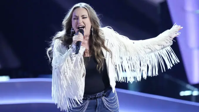 The Voice 24 Blind Audition - Jacquie Roar