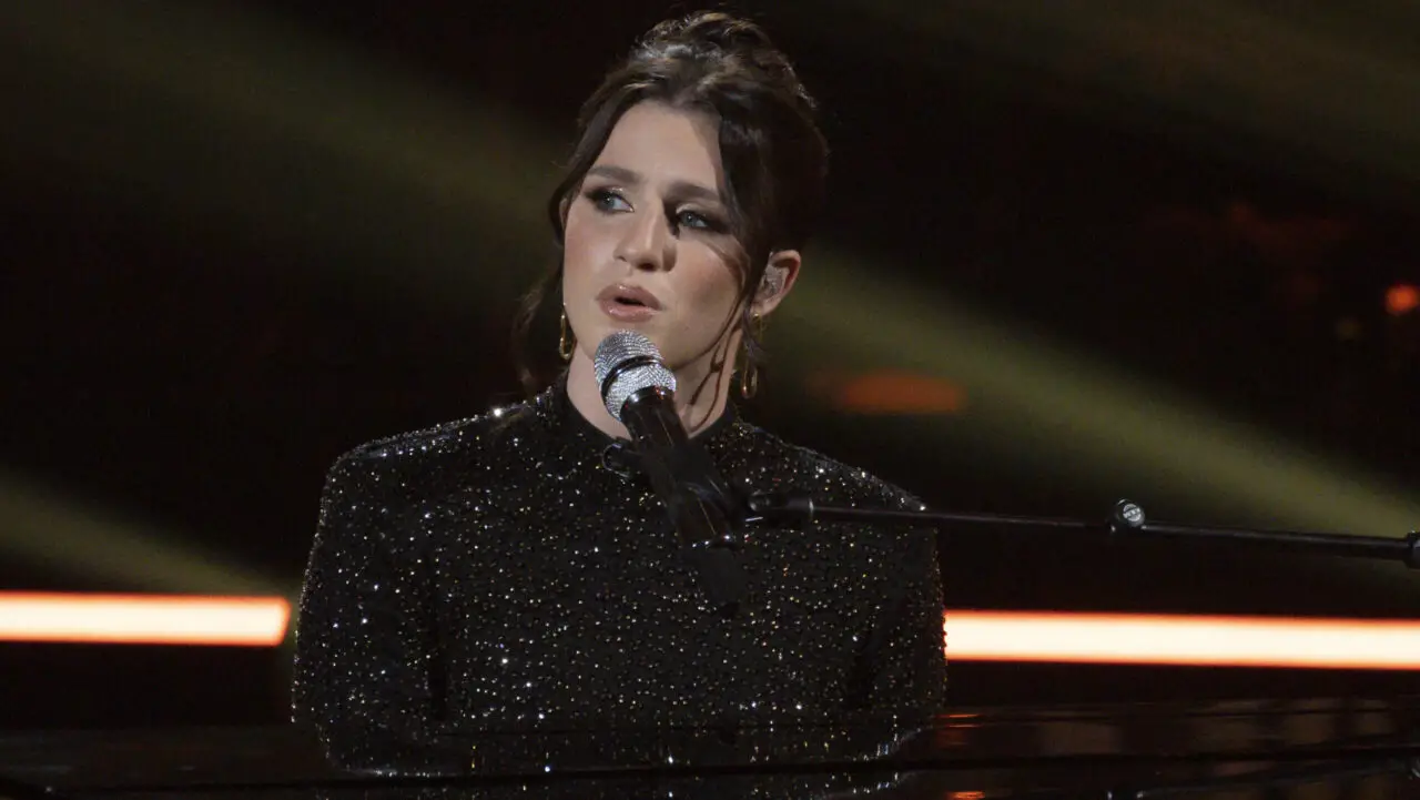 American Idol Abi Carter Declares in New Winners' Single 'This Isn't Over'