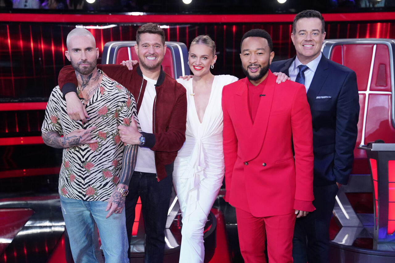 Adam Levine, Michael Buble, Kelsea Ballerini, John Legend, Carson Daly - The Voice 27