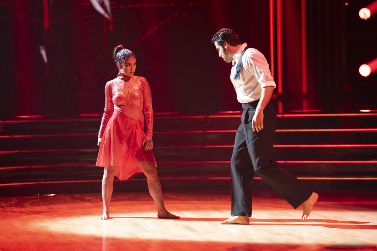 JENNIFER AFFLECK, JAN RAVNIK - Dancing with the Stars 34