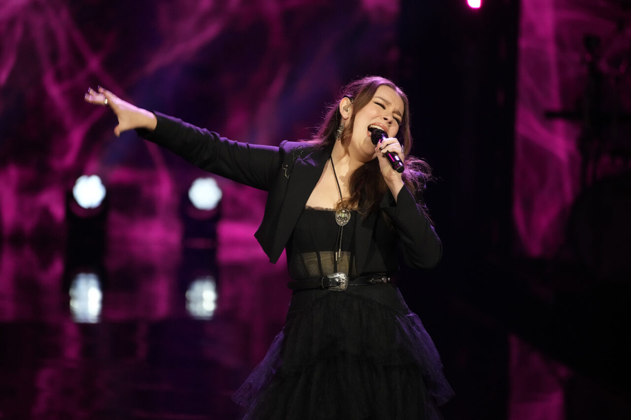 Aubrey Nicole -- The Voice 28