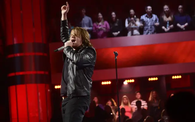 AMERICAN-IDOL-XIII-Caleb-Johnson-performs-in-front-of-the-judges-on-Wednesday-Feb.-19-800-1000-PM-ET-PT-on-FOX.-CR-Michael-Becker-FOX.-Copyright-2014-FOX-Broadcasting