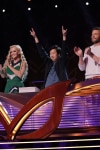 THE MASKED SINGER: THE MASKED SINGER: L-R: Panelists: Robin Thicke, Jenny McCarthy, Ken Jeong, guest panelist Joel McHale and panelist Nicole Scherzinger in the “Another Mask Bites the Dust” airing Wednesday, Jan. 23 (9:00-10:00 PM ET/PT) on FOX. © 2019 FOX Broadcasting.  Cr: Michael Becker / FOX.