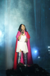 THE FOUR: BATTLE FOR STARDOM: Season one winner, Evvie McKinney performs in the "The Finale" Season Two finale episode of THE FOUR: BATTLE FOR STARDOM airing Thursday, August 2 (8:00-10:00 PM ET/PT) on FOX. CR: Michael Becker / FOX. © 2018 FOX Broadcasting Co.